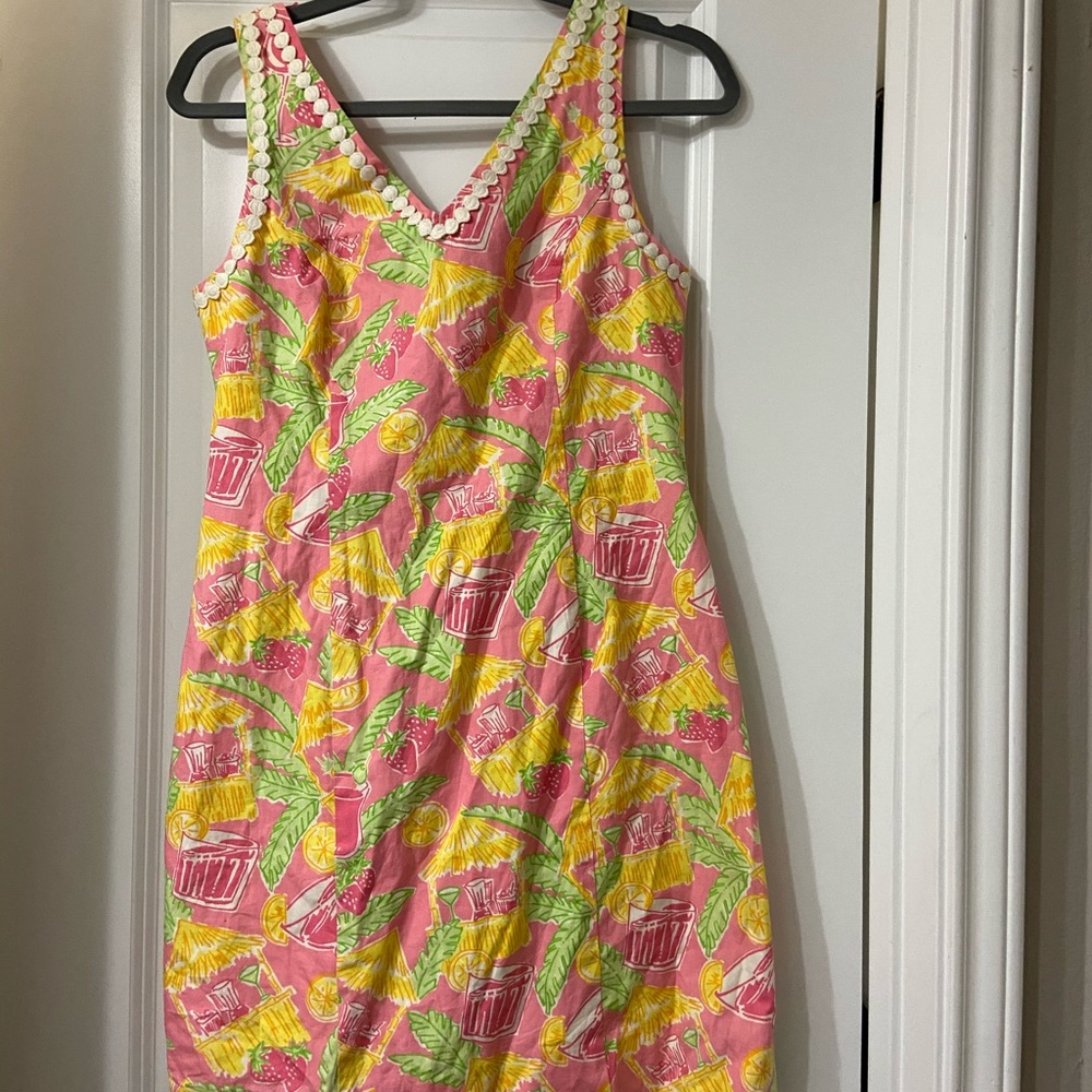 lilly pulitzer juice bar shift dress.